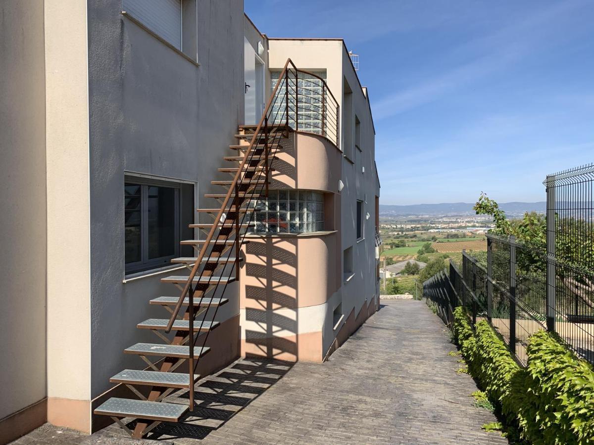 Apartamento Entero Con Vistas Panoramicas Avinyonet del Penedes Bagian luar foto